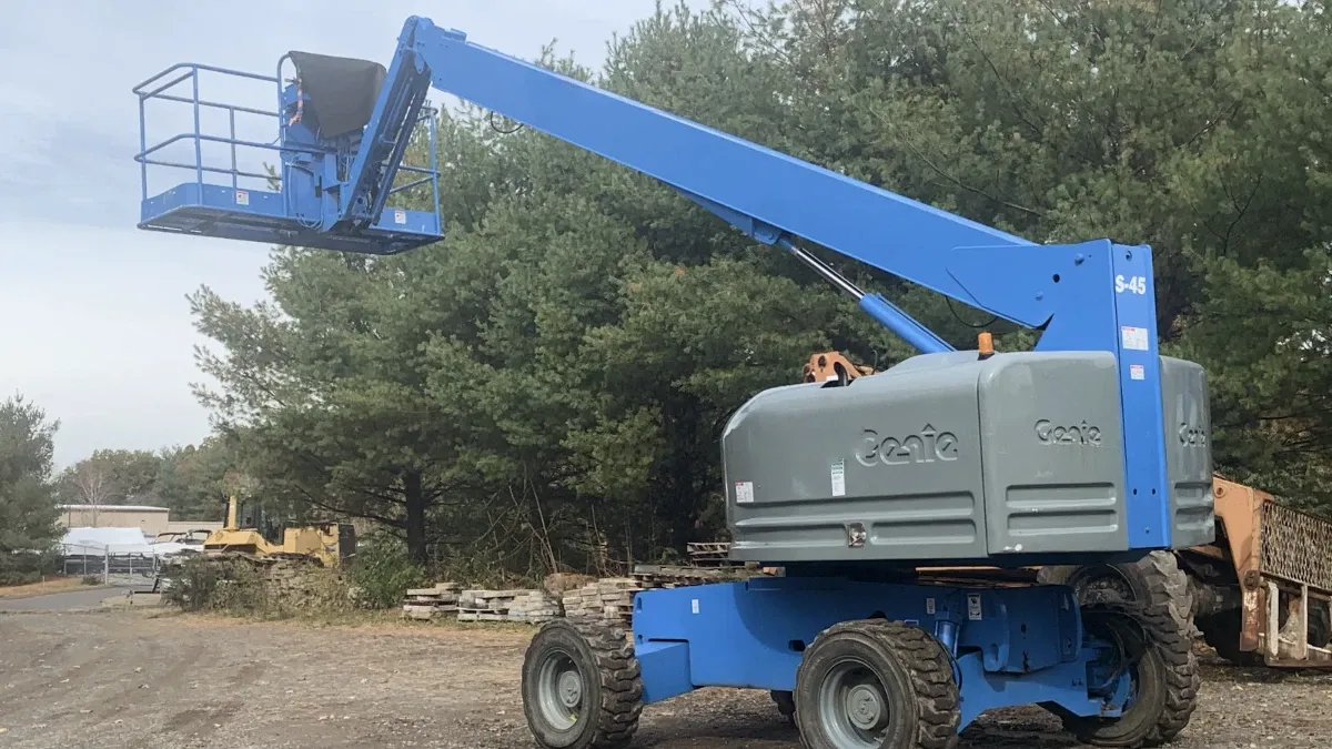 Aerial equipment used for elevated jobsite access near Vancouver, WA